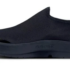 'OOFOS' Men's OOmg EeZee Low Shoe - Black / Black -cowboy shop 5082BLKBLK shot4 932x680 e929fa9d 7fdb 4a68 a5d5 7c11e5637663 1024x1024@2x