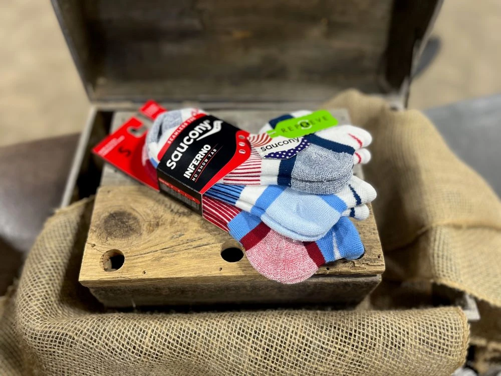 'Saucony' Women's Inferno No Show Tab - Hero 3 'Saucony' Women's Inferno No Show Tab - Hero