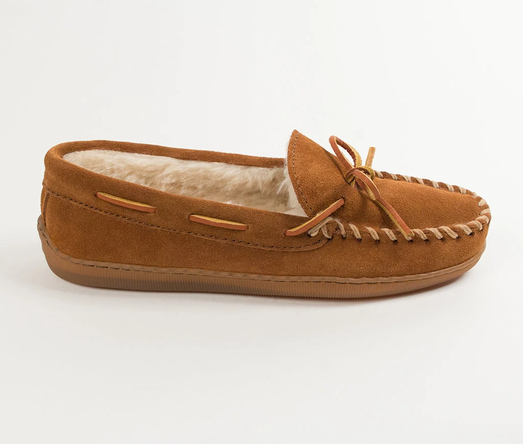 Minnetonka Moccasin Co 'Minnetonka' Men's Pile Lined Hardsole Moc Slipper - Brown (Ext. Sizes) 6 Minnetonka Moccasin Co 'Minnetonka' Men's Pile Lined Hardsole Moc Slipper - Brown (Ext. Sizes) - Image 4
